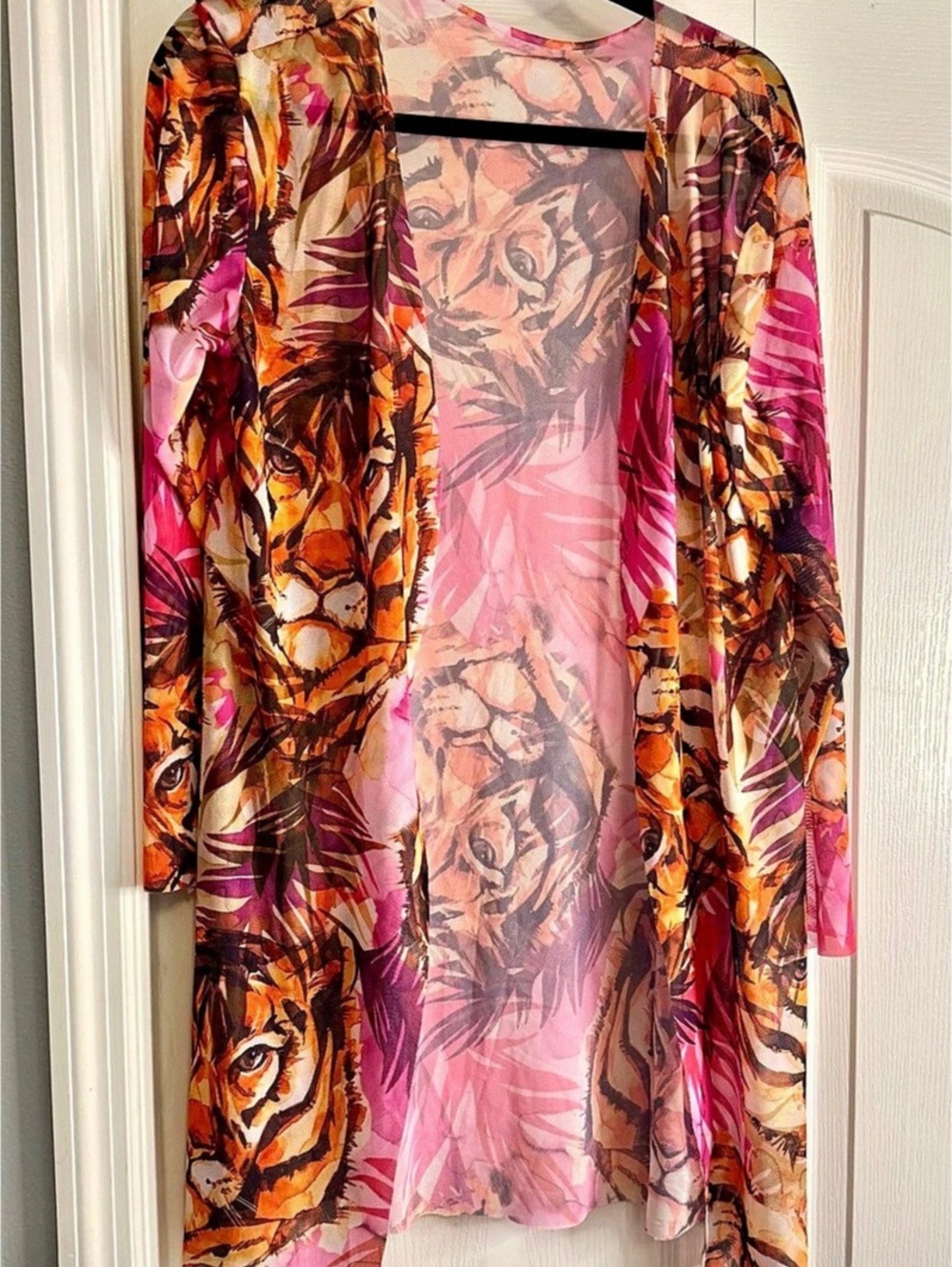 🌸S164 - Swimsuit Coverup Kimono with Pink Tiger Face🛍️